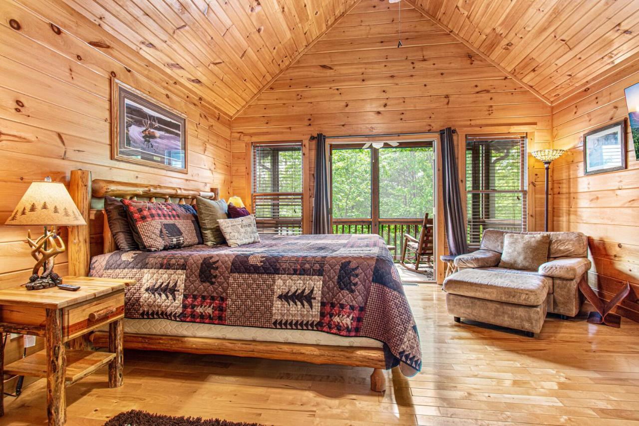 Incredible Views! - Pet Friendly - Aska Adventure Area - Bearfoot Bungalow บลูริดจ์ ภายนอก รูปภาพ