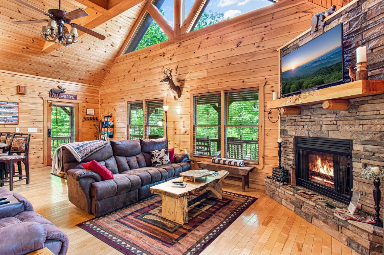 Incredible Views! - Pet Friendly - Aska Adventure Area - Bearfoot Bungalow บลูริดจ์ ภายนอก รูปภาพ